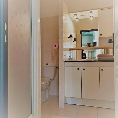 Maison La Grande Serre Bed & Breakfast