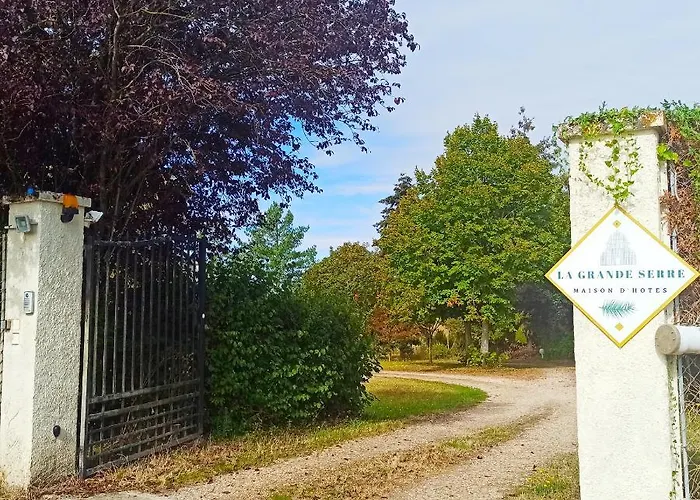 Maison La Grande Serre Bed and breakfast