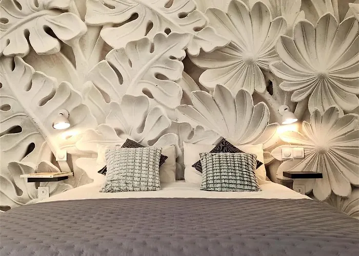 Maison La Grande Serre Bed and breakfast